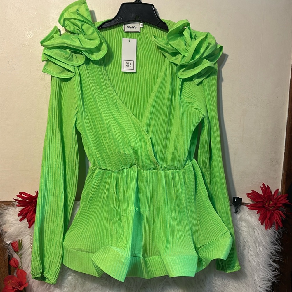 Wo Wo Ruffle Top